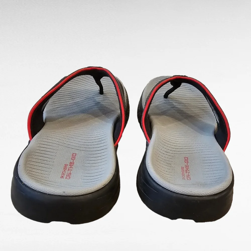 Skechers On The Go Black and Red Kids Sandals Size 4